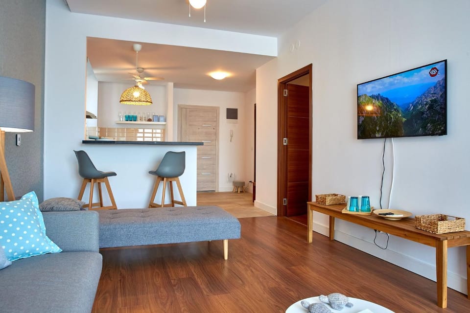 TV and multimedia, Dining area