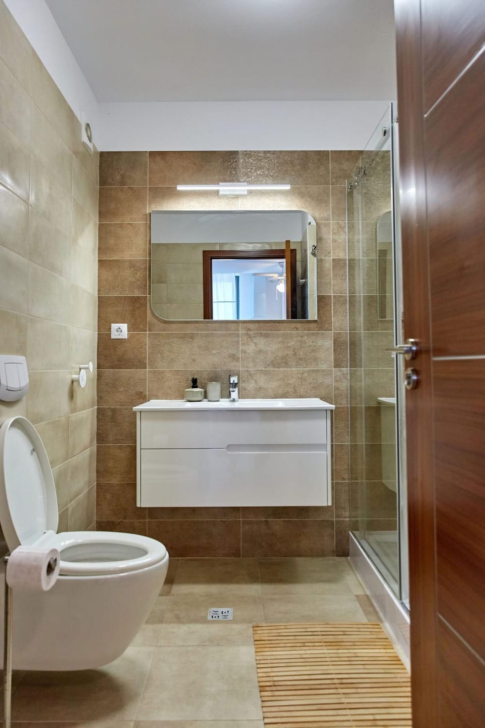 Shower, Toilet, Bathroom