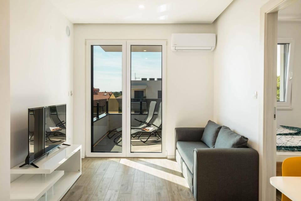Two berdooms apartment with sea view Apartment in Premantura
