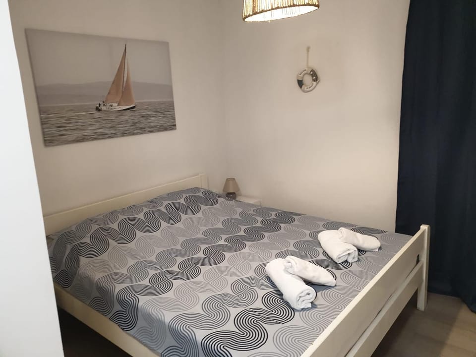 Beach Apartment - 50m from the Beach with Free Parking Apartment in Biograd na Moru