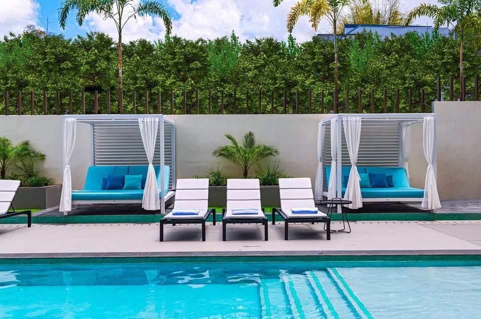 Swimming pool, sunbed