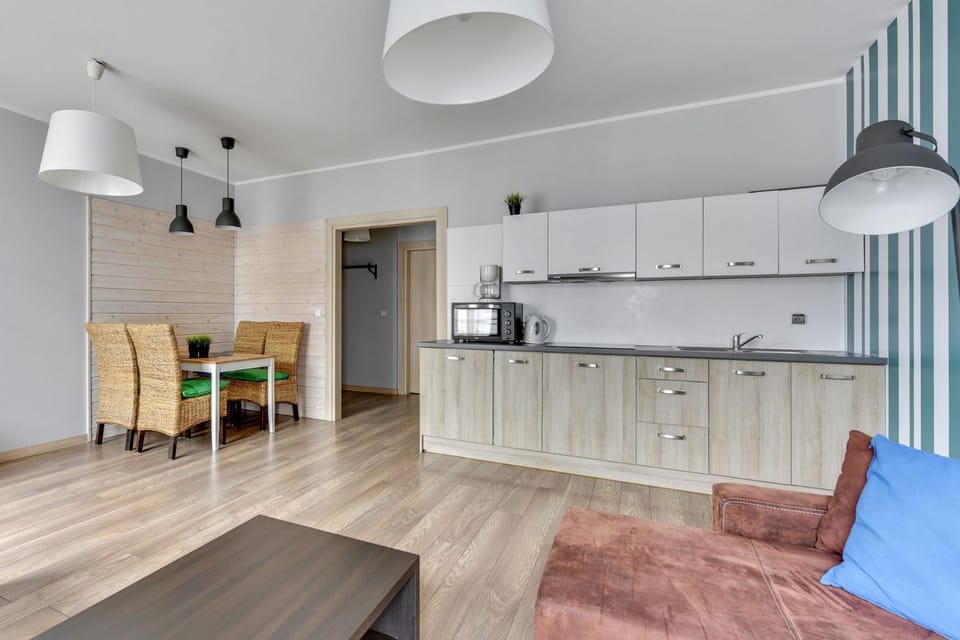Kitchen or kitchenette, Living room, Photo of the whole room, Seating area, Dining area, Area and facilities, stove
