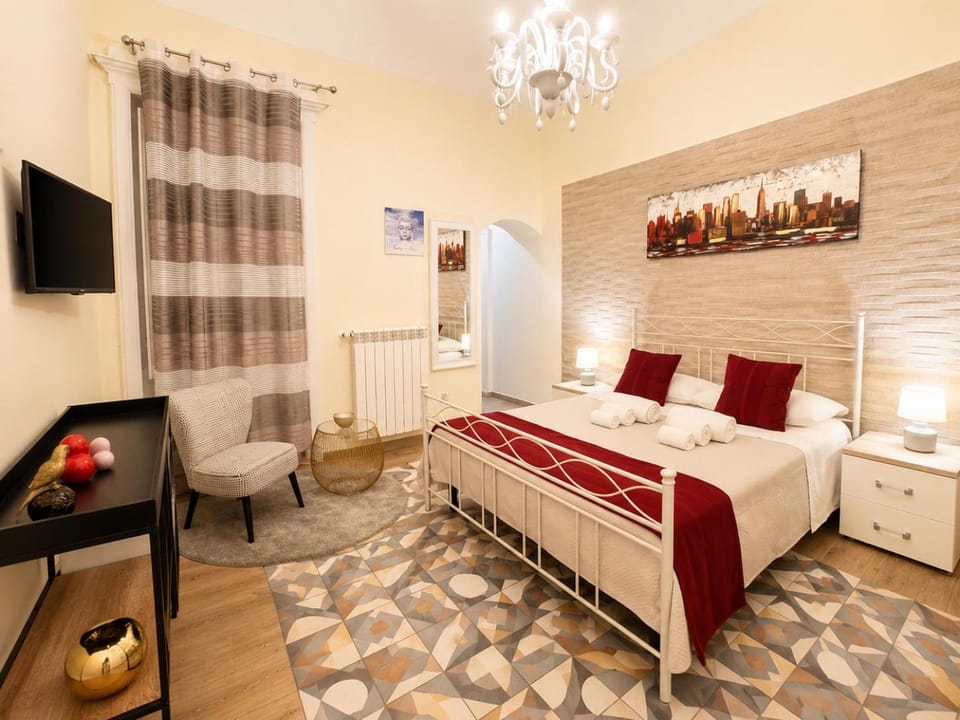 Bed, TV and multimedia, Photo of the whole room, Bedroom, internet, towels, air conditioner