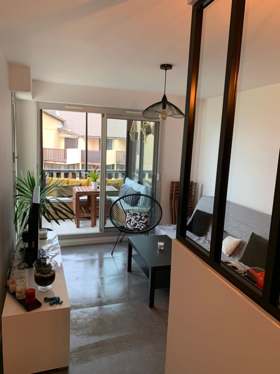 Living room, Seating area