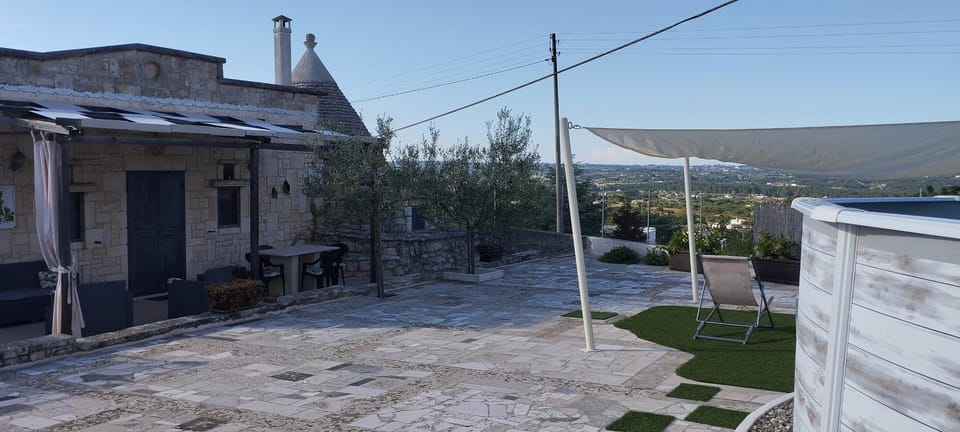 Trullo Monticello House in Province of Taranto