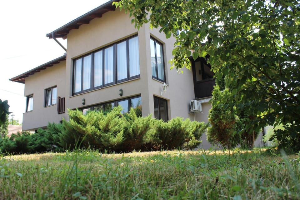 Property building, Natural landscape, Garden