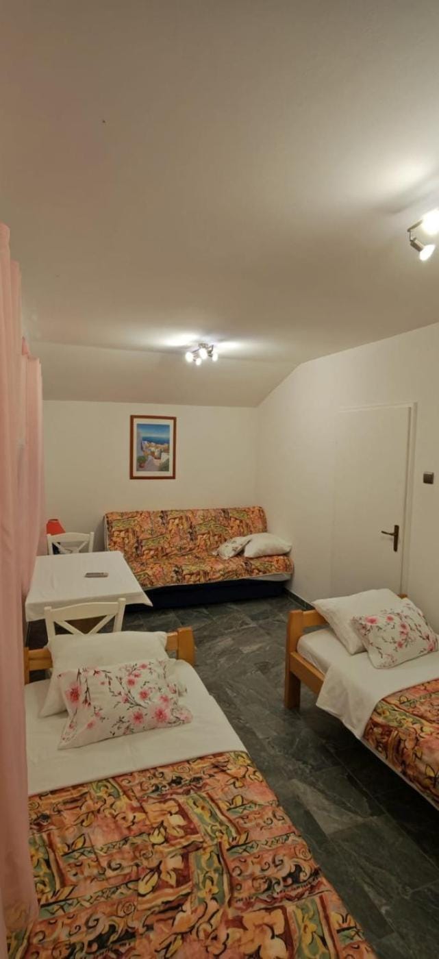 Apartment in Zdrelac with balcony, air conditioning, WiFi, washing machine 4834-2 Apartment in Zadar County