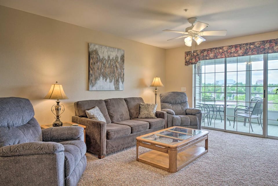 ‘Champions Retreat’ Condo Near 76 Strip House in Branson