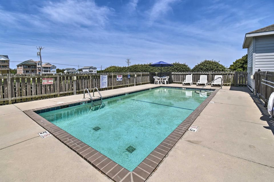 Beachfront Nags Head Condo w/ Private Balcony! House in Nags Head