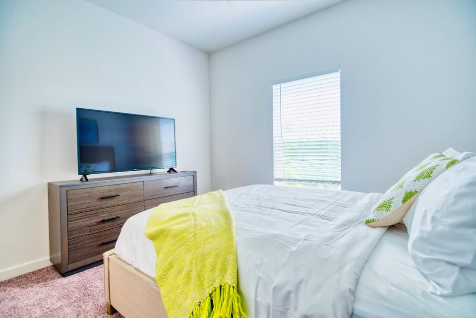 Deluxe One Bedroom Apartment Apartment in Gainesville