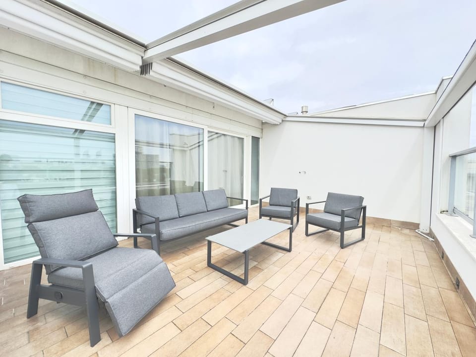 Balcony/Terrace, Balcony/Terrace