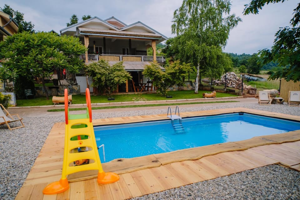 Property building, Garden view, Swimming pool, sunbed