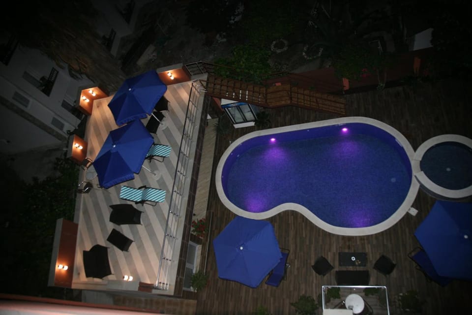 Pool view, Swimming pool