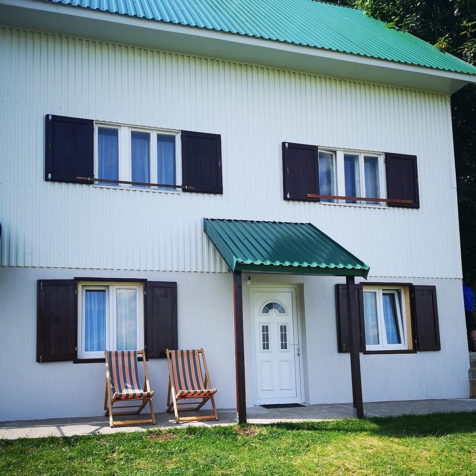 Property building, Garden