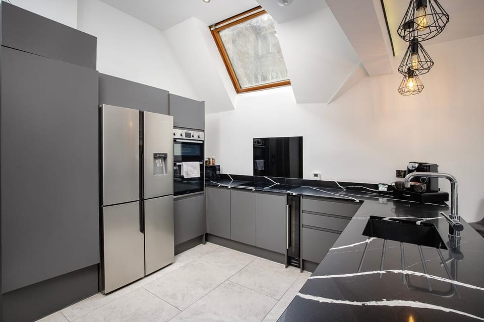 Kitchen or kitchenette, oven, stove