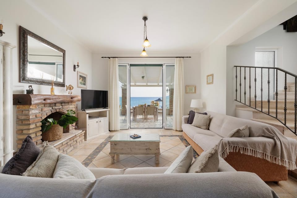 Beachfront Villa Victoras - With private beach Villa in Corfu, Greece