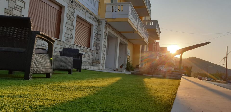 Garden, Sunset