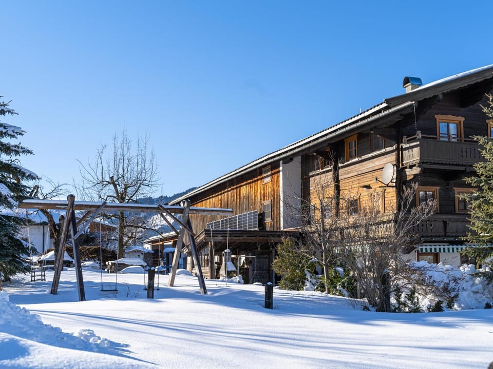 Property building, Winter