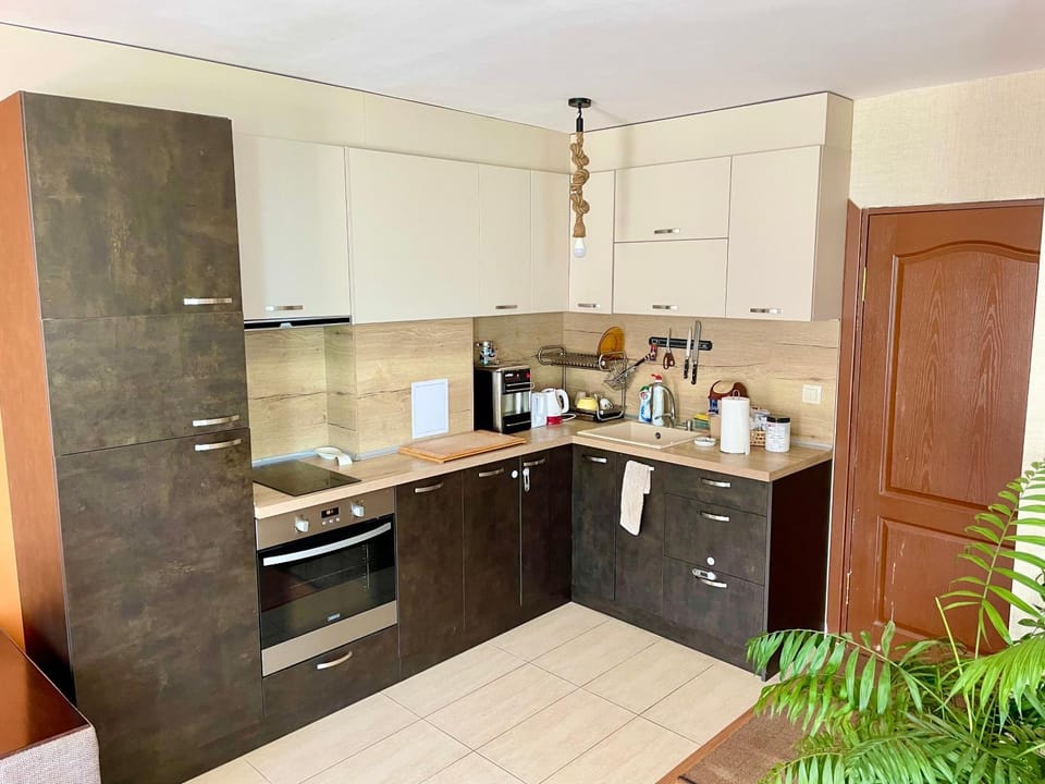 Europe Holiday Apartments First Sea Line Coast Apartment in Pomorie
