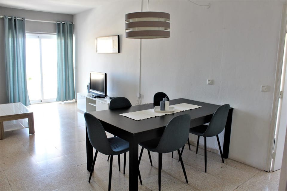 TV and multimedia, Dining area