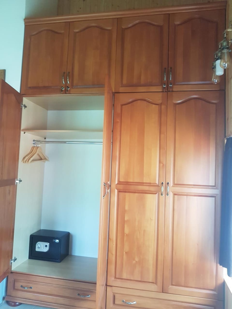Property building, Bedroom