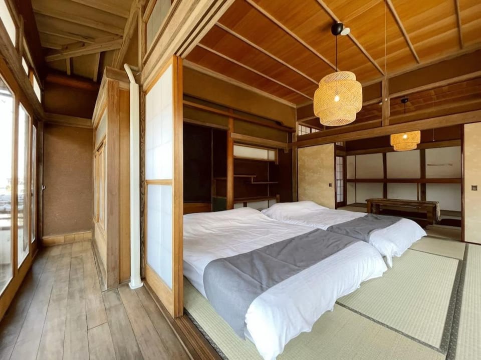 b local Hayase House - Vacation Villa facing ocean view with BBQ Grill Free Parking Space House in Hiroshima Prefecture