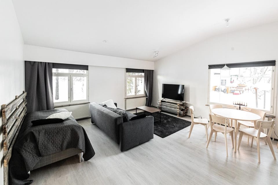 SleepWell House Pyhätunturi with Sauna close to lake House in Rovaniemi