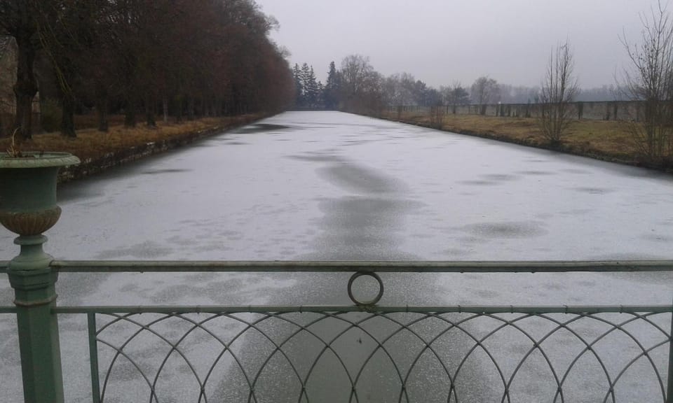 Winter, On site