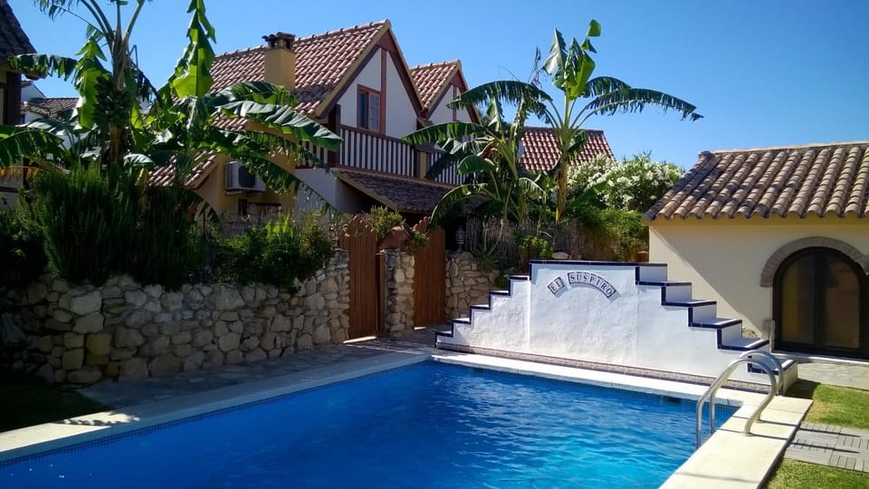 Day, Swimming pool, Swimming pool
