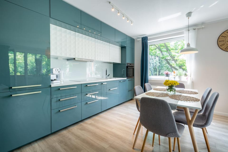 Kitchen or kitchenette, Dining area, Dinner, Quiet street view