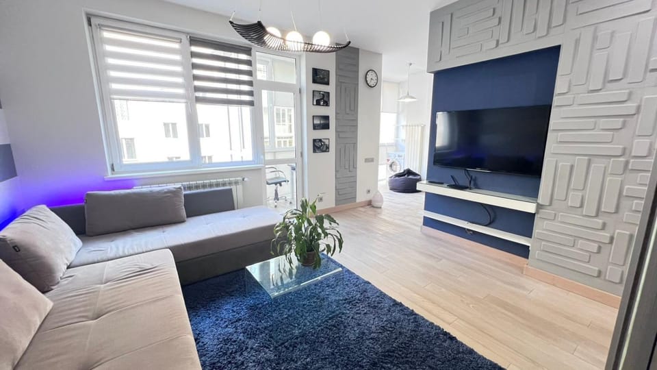 TV and multimedia, Seating area
