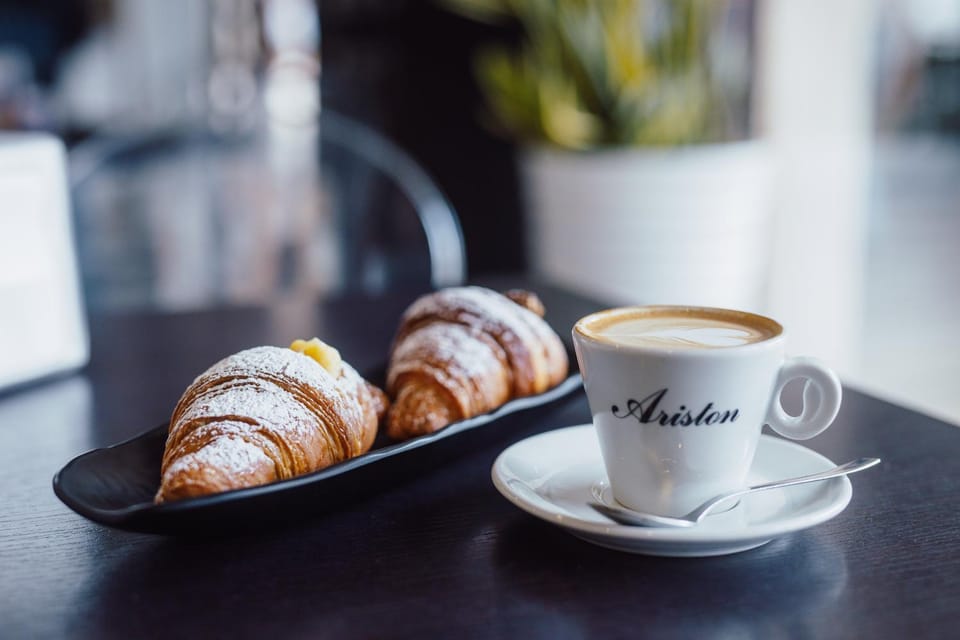 Food and drinks, Food, Breakfast