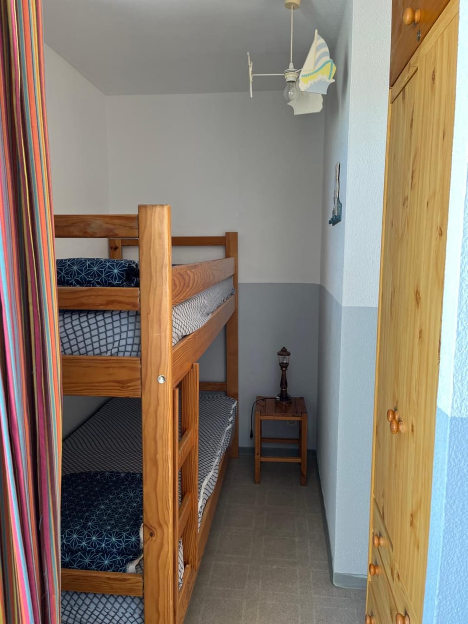 bunk bed