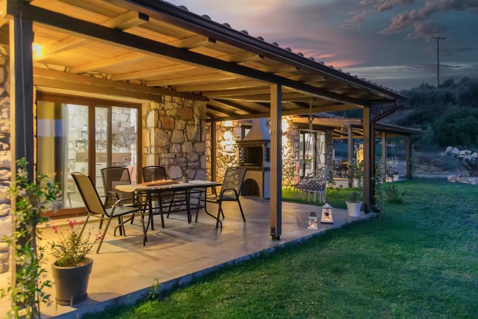 White Stone Villas Dimitra and Eleni Villa in Halkidiki