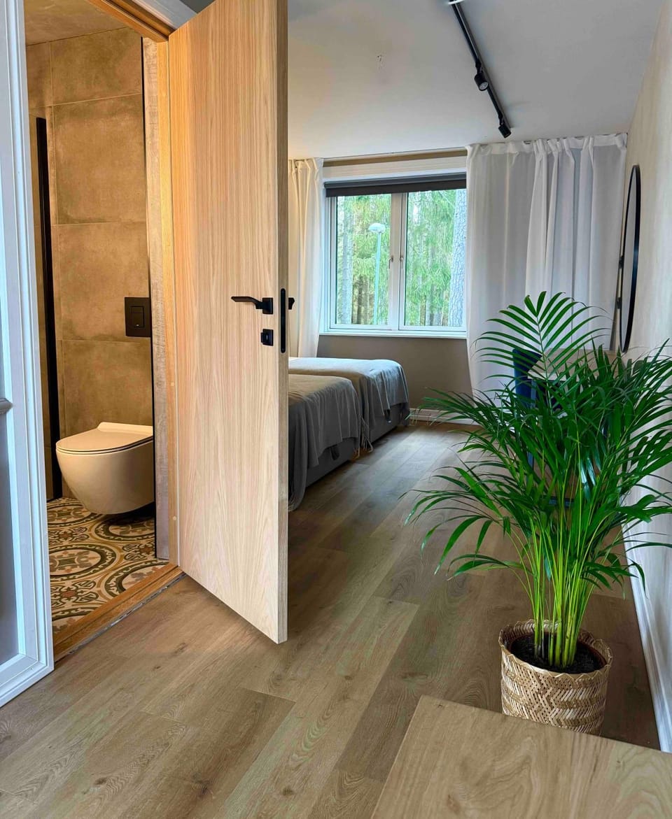 Tuba järveäärses puhkemajas - Saarjärve Puhkemaja Bed and Breakfast in Estonia