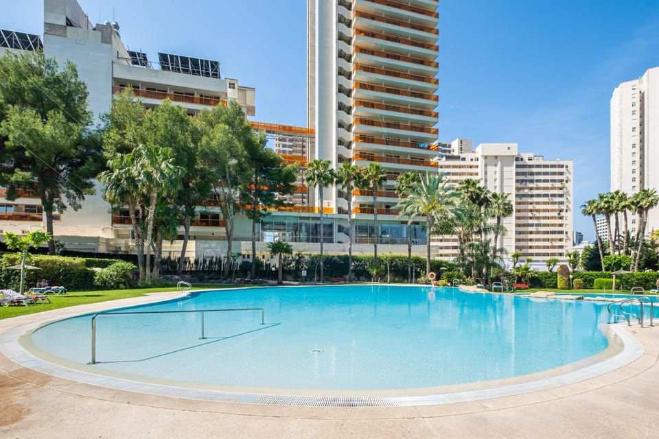 Day, Pool view, Swimming pool, Location