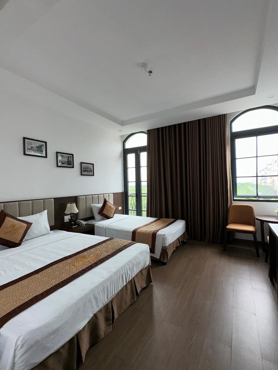 Photo of the whole room