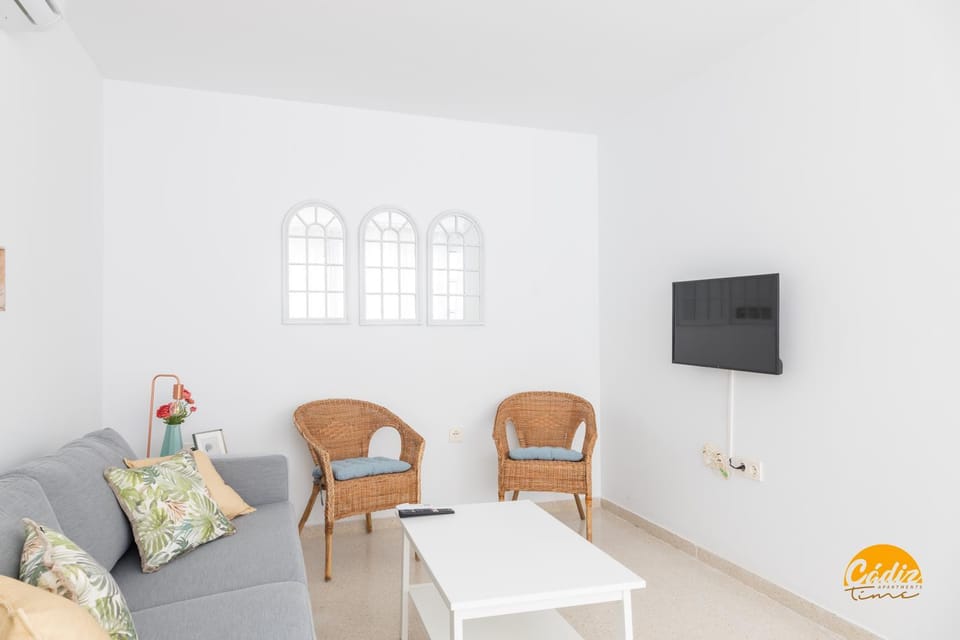 TV and multimedia, Living room, heating, air conditioner