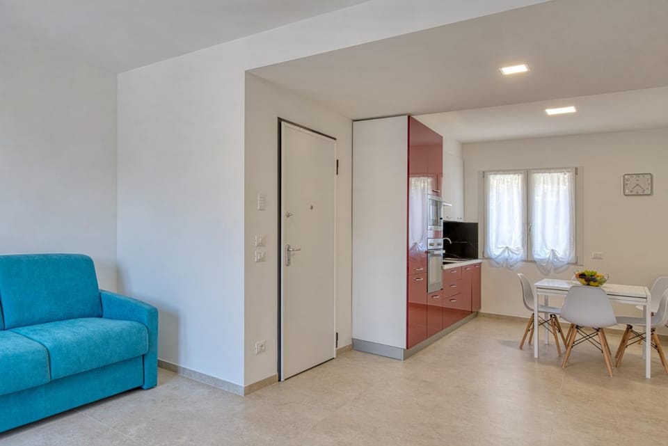 Kitchen or kitchenette, Living room, Dining area