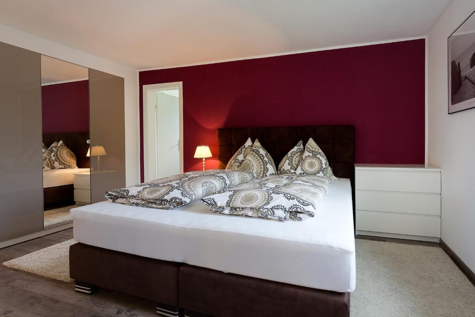 Living room, Bedroom