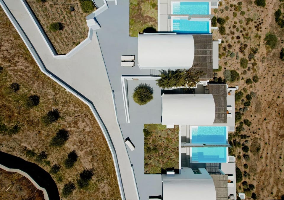 View (from property/room), Photo of the whole room, Swimming pool