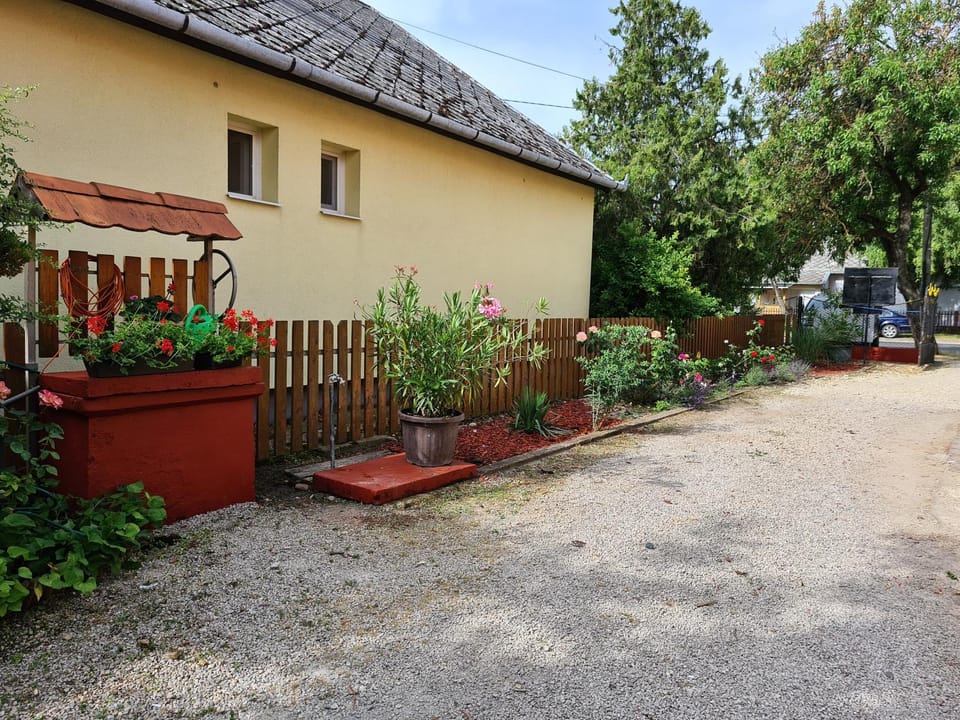Kriszta apartman Apartment in Hungary