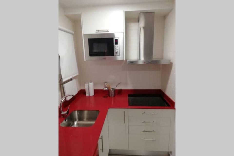 M1 Cool Loft 1 min walk to metro 15 min center by metro Apartment in L'Hospitalet de Llobregat