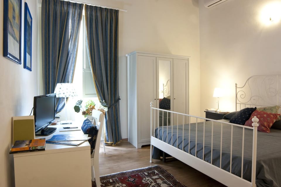 Decorative detail, Decorative detail, Bedroom