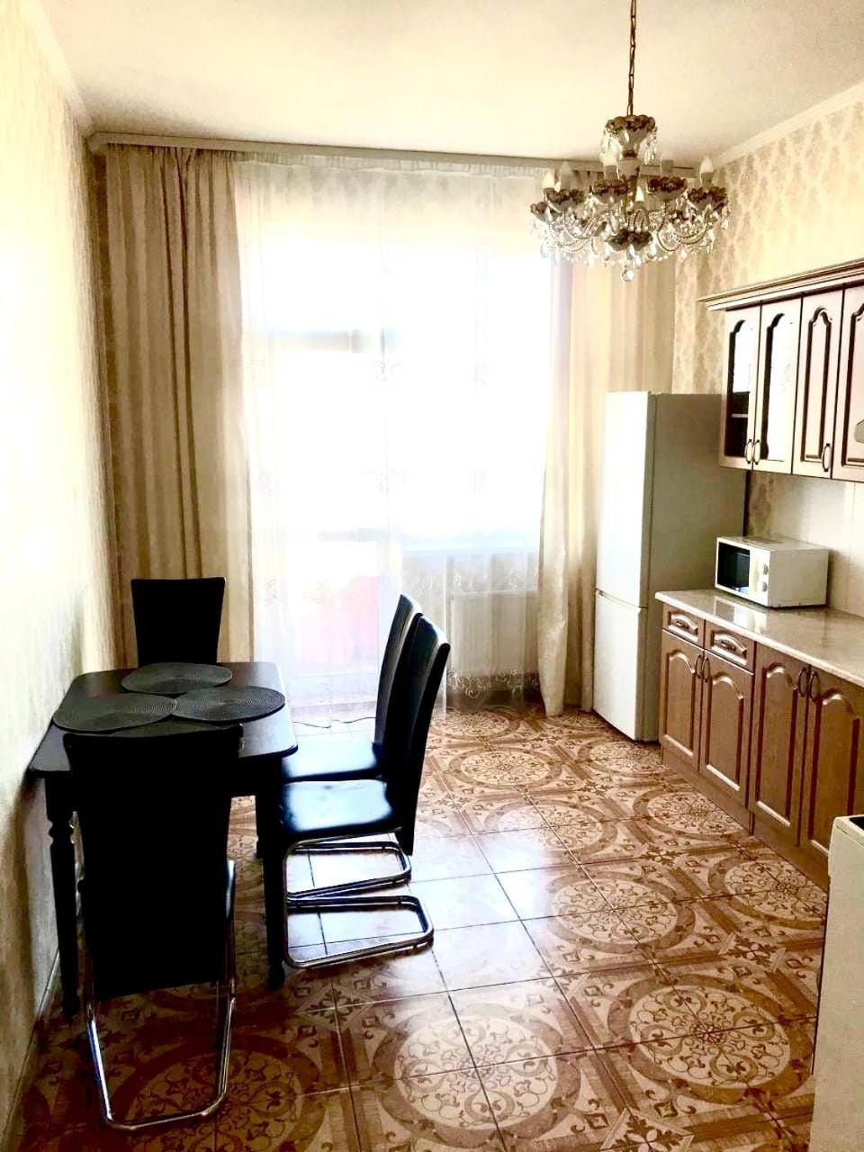 СВІТЛО НЕ ВИМИКАЮТЬ Large 2 room apartment with a beautiful view 2 min metro Chernigivska Apartment in Kiev City - Kyiv