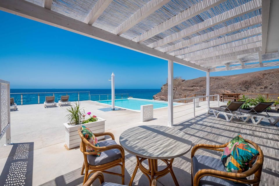 Sea view, Swimming pool