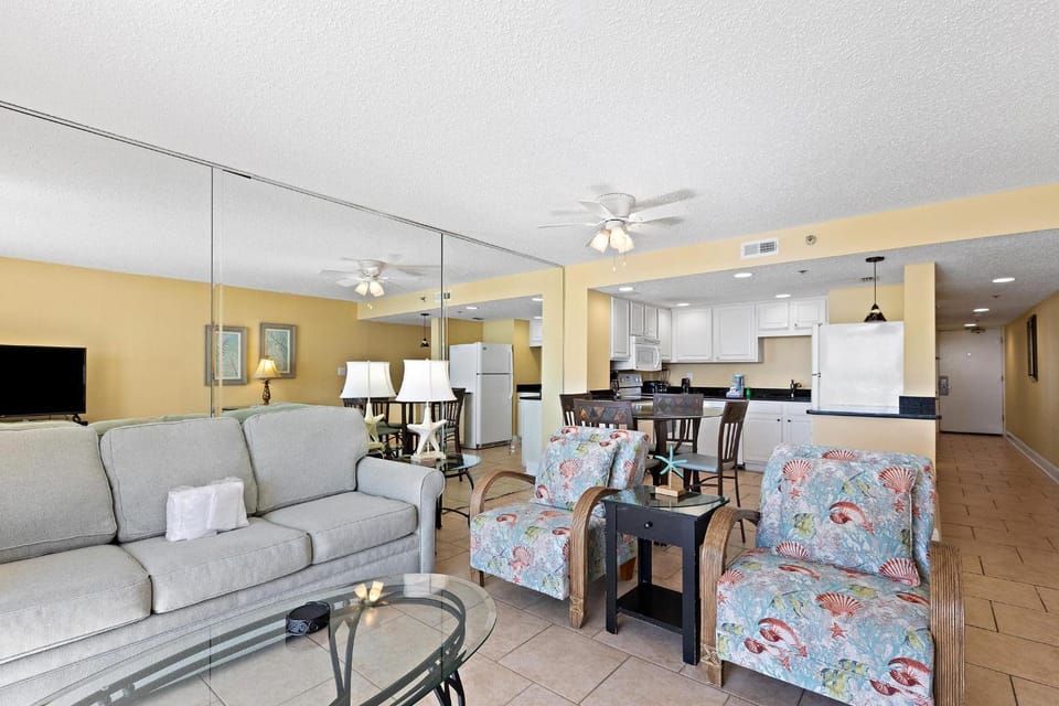 SunDestin Resort Unit 0702 House in Destin