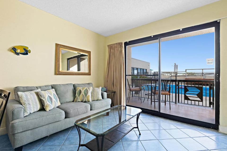 SunDestin Resort Unit 0111 House in Destin