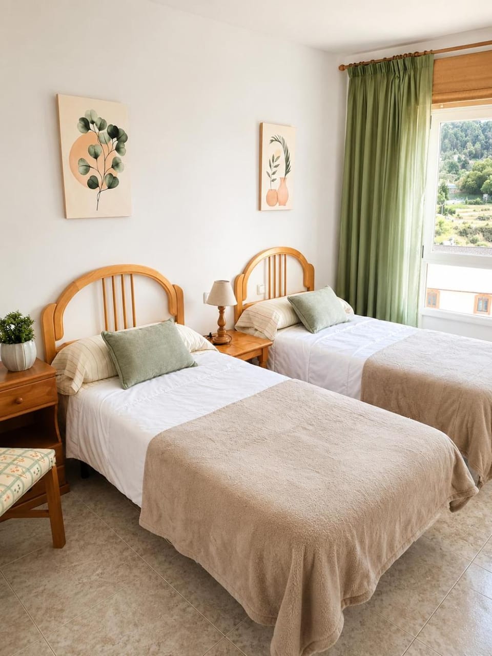 Bed, Decorative detail, Bedroom