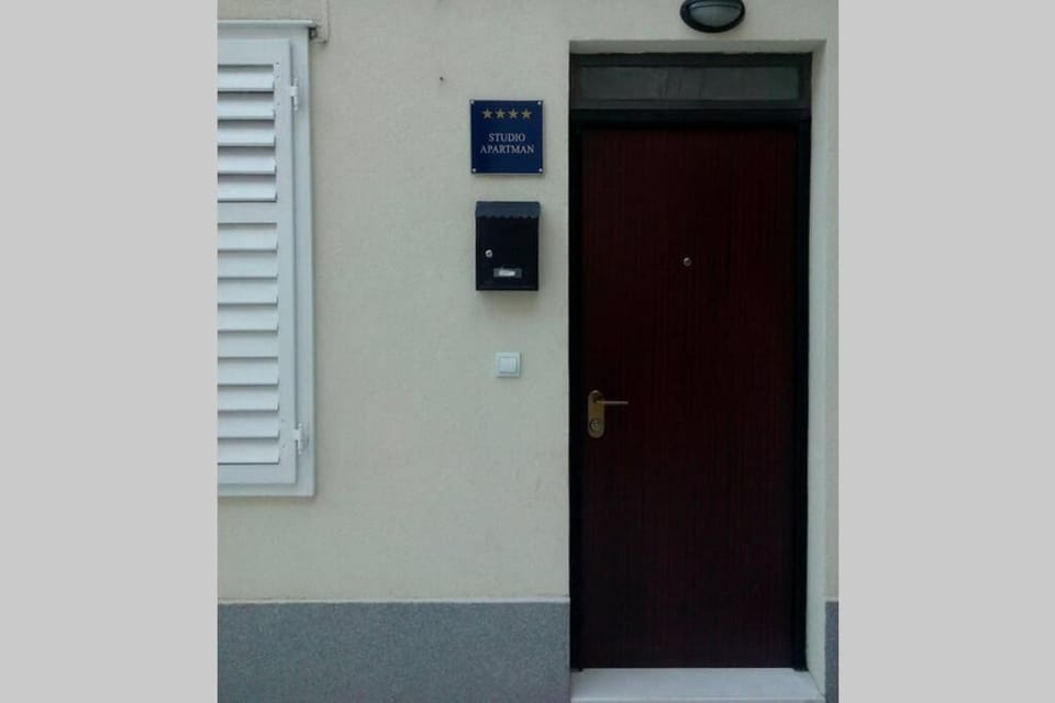 Try to live small in Split center ! Apartment in Split